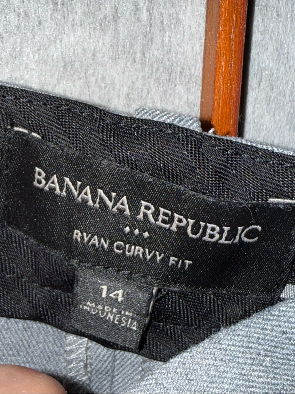 Banana Republic Ryan Curvy Fit Dress Pants (Light Gray) Size 14 - Picture 3 of 7